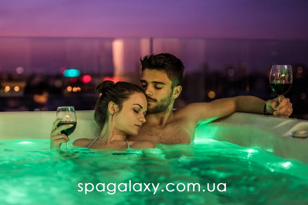 СЛОВА КОХАННЯ У ВОДІ ЗВУЧАТЬ ІНАКШЕ — ЧОМУ?