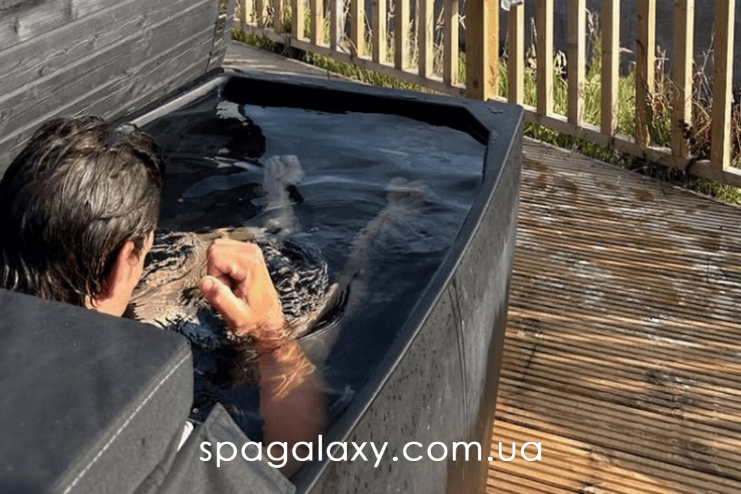 ЯК ЛЬОДЯНА ВАННА ДОПОМАГАЄ БОРОТИСЯ З ХРОНІЧНОЮ ВТОМОЮ?