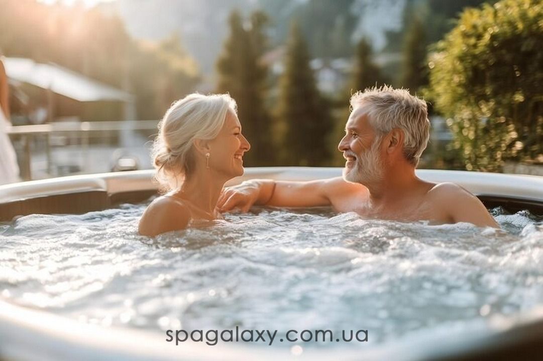 ЧИ ПОТРІБЕН БАСЕЙН БАБУСІ З ДІДУСЕМ