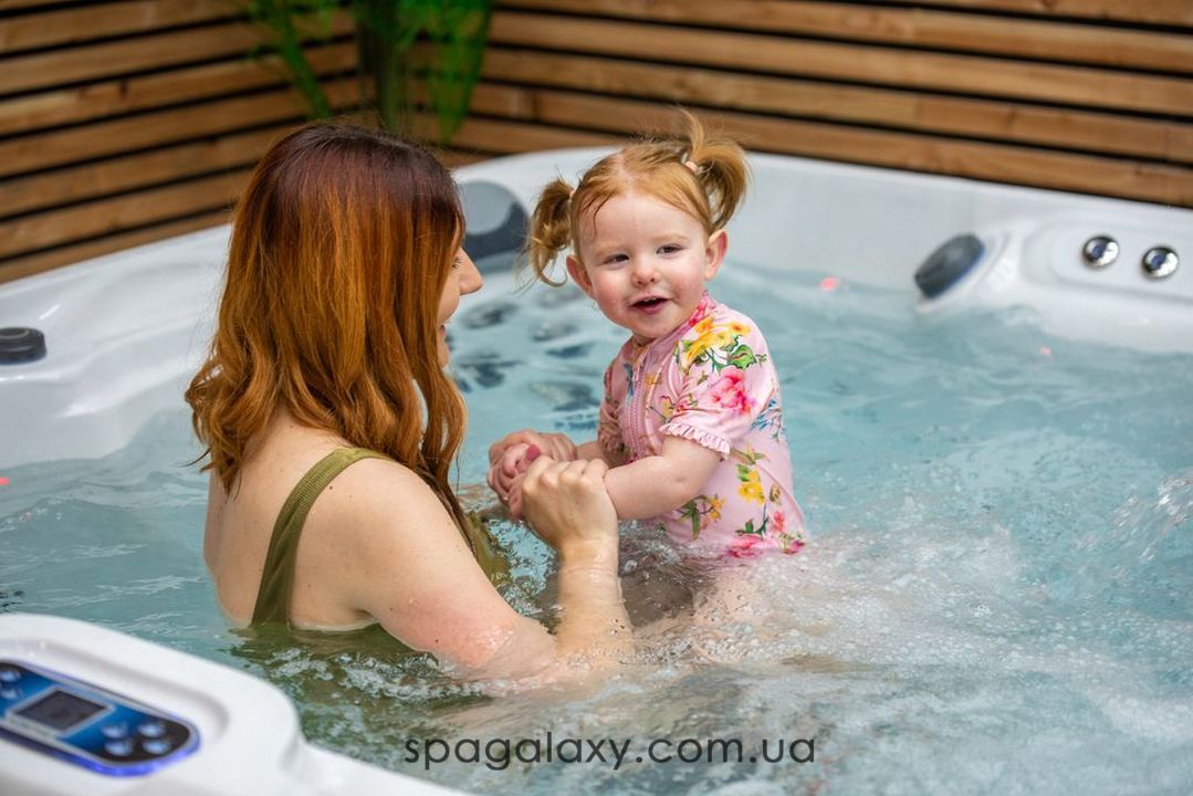 СПА-БАСЕЙН І ЗДОРОВ’Я ДИТИНИ: БЕЗПЕКА, КОРИСТЬ І ПРАВИЛА ДЛЯ ЩАСЛИВОГО WELLNESS
