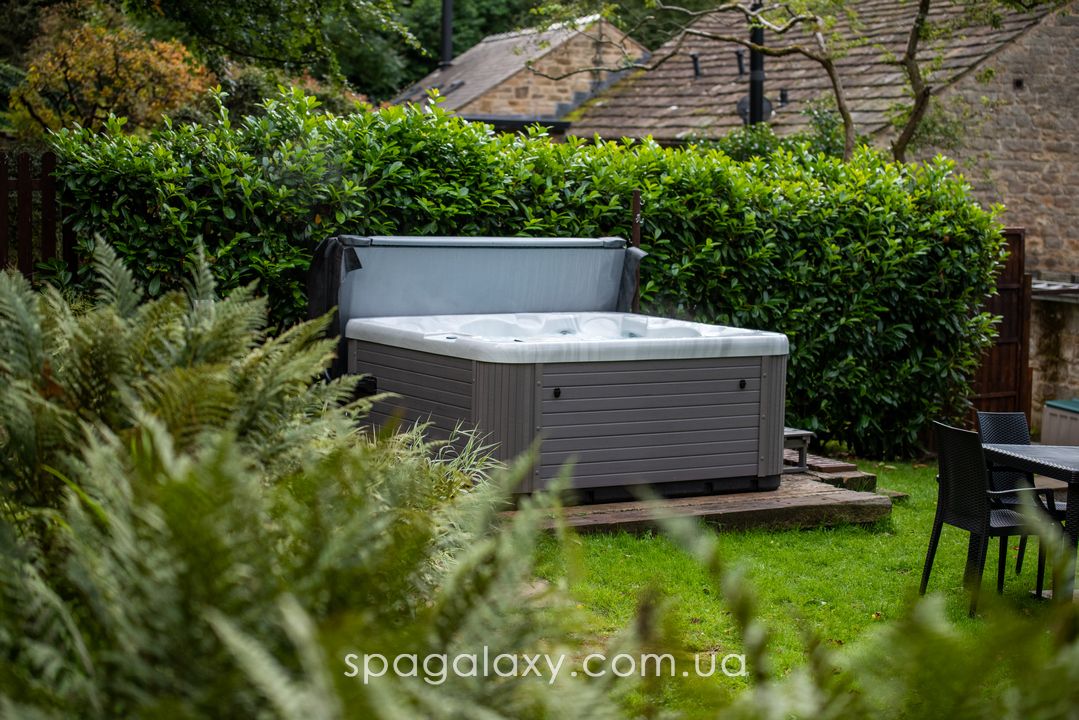 ЯК SPA-БАСЕЙН ПІДКРЕСЛЮЄ АРХІТЕКТУРУ БУДИНКУ