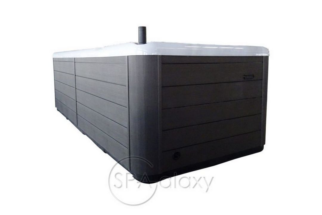 SUPERIOR SPAS SWIM SPA EROS: КОЛИ БАСЕЙН ДЛЯ ПЛАВАННЯ І SPA ЗУСТРІЛИСЯ В ОДНОМУ КОРПУСІ