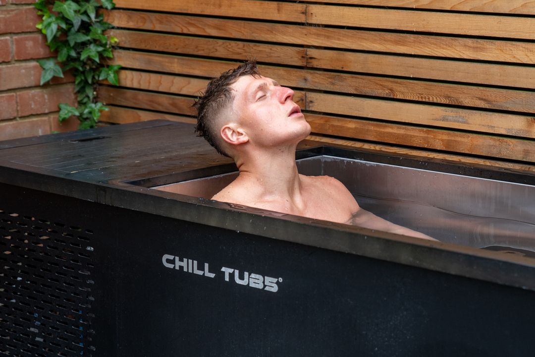 ЩОДЕННИК КРИЖАНОЇ ЛЮДИНИ: ПЕРШИЙ ТИЖДЕНЬ З CHILL TUB — ВІД ШОКУ ДО ЕЙФОРІЇ