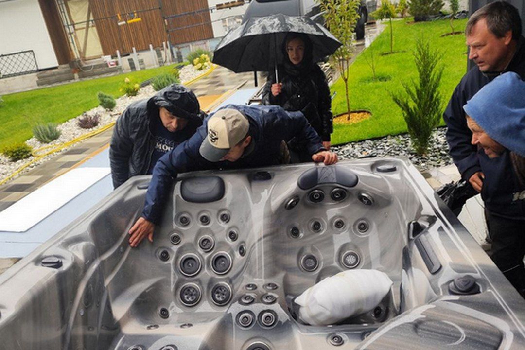 ВІД КОРОБКИ НА ГАЗОНІ ДО ОАЗИСУ ЗА 5 ГОДИН: ЯК SPA GALAXY ВТІЛИЛИ МОЮ МРІЮ В РЕАЛЬНІСТЬ