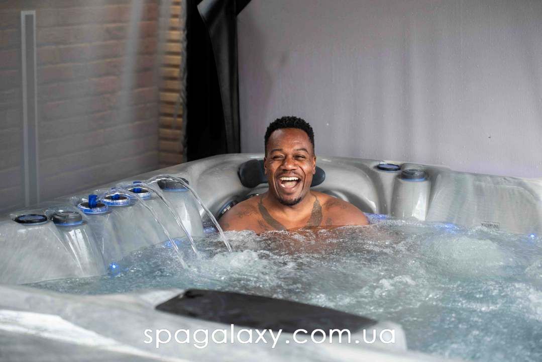 ІСТОРІЯ ОДНОГО ВИГОРАННЯ: ЯК 20 ХВИЛИН У SPA-БАСЕЙНІ ВРЯТУВАЛИ МОЮ КАР'ЄРУ ТА ЖИТТЯ