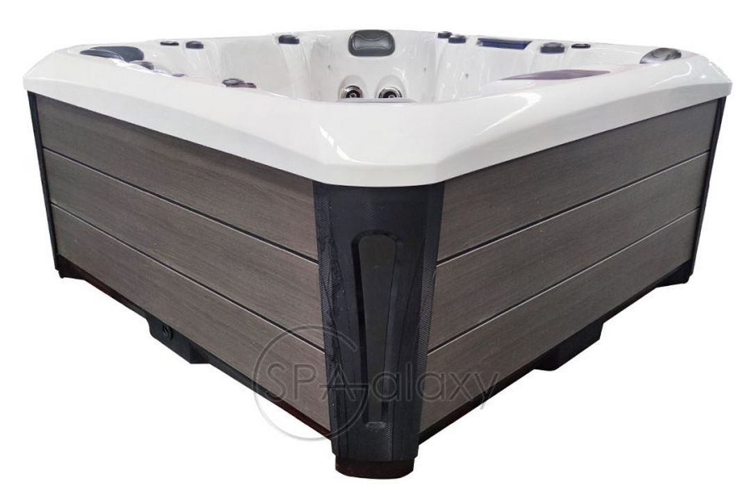 SUPERIOR SPAS PREMIUM COLOMBO: ВАШ ОСОБИСТИЙ СОЦІАЛЬНИЙ МАГНІТ БРИТАНСЬКОЇ ЯКОСТІ