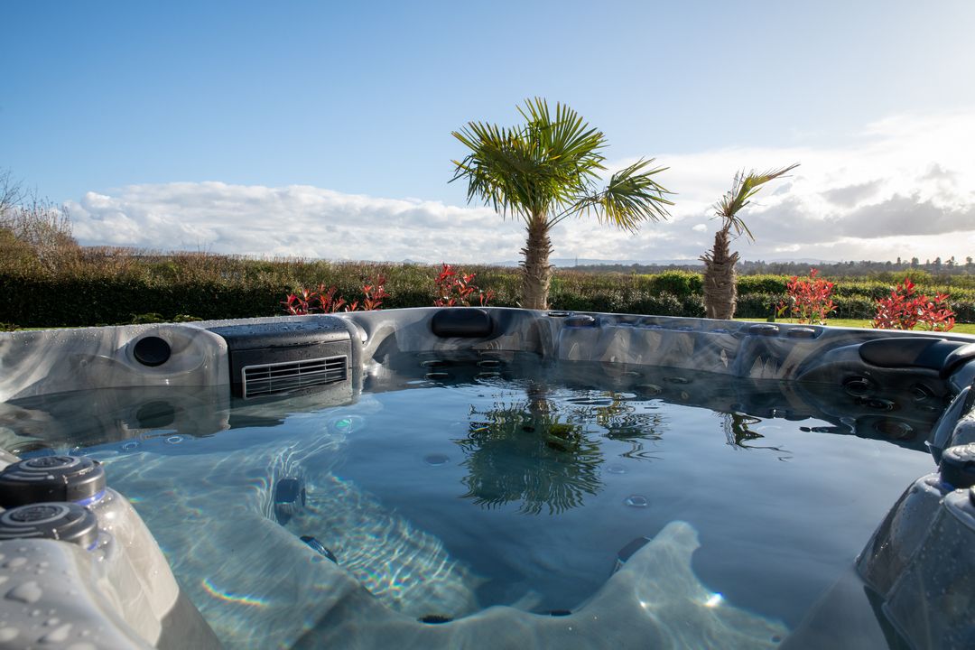 ІННОВАЦІЇ У ФІЛЬТРАЦІЇ: ЯК ДОСЯГТИ КРИШТАЛЕВО ЧИСТОЇ ВОДИ У SPA-БАСЕЙНІ БЕЗ ТАНЦІВ З БУБНОМ