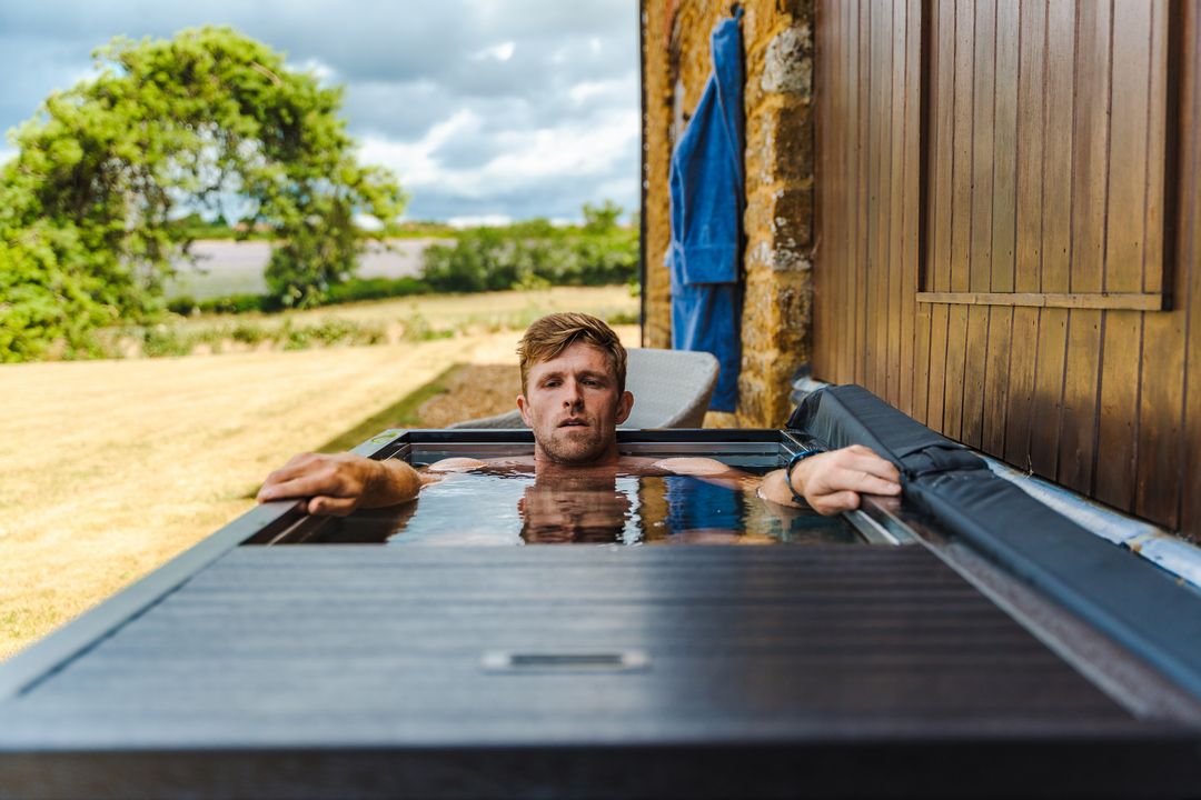 CHILL TUB ЯК «НОВИЙ СПОРТЗАЛ»: ЧОМУ 3 ХВИЛИНИ В КРИЖАНІЙ ВОДІ ЕФЕКТИВНІШІ ЗА ГОДИНУ НА БІГОВІЙ ДОРІЖЦІ