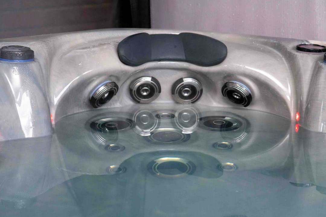 SPA-БАСЕЙН У СТИЛІ «ЕКО-ЛЮКС»: ГАРМОНІЯ З ПРИРОДОЮ ЯК ВИЩА ФОРМА РОЗКОШІ