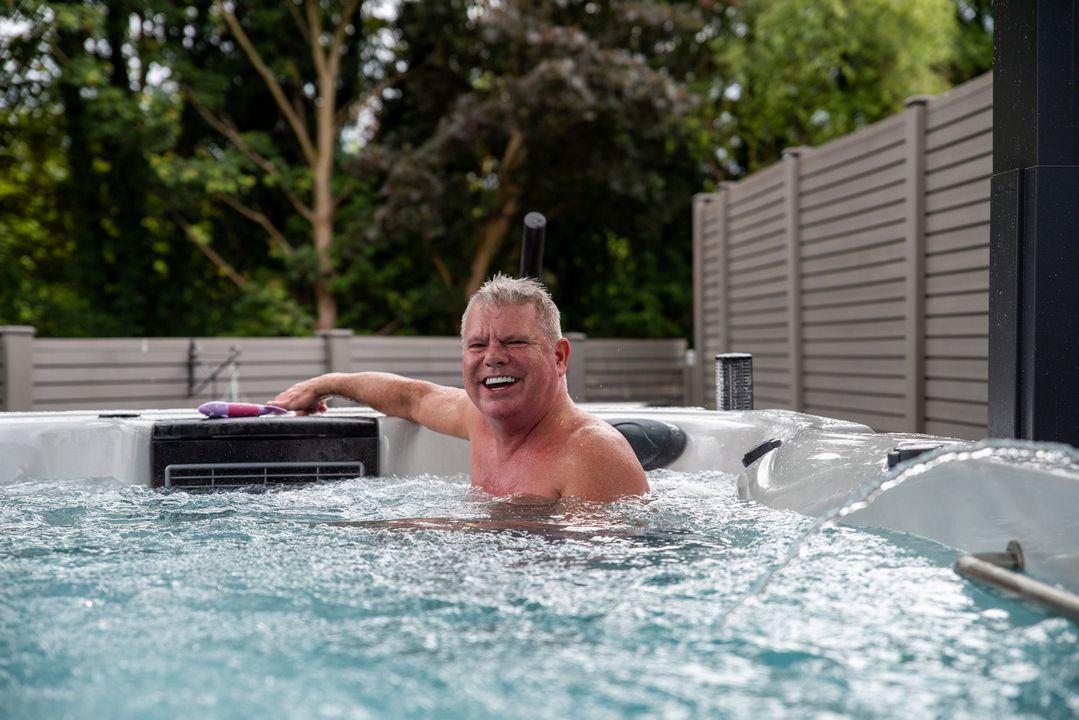 ВАШ ОСОБИСТИЙ «РЕАНІМАТОЛОГ»: ЯК SPA-БАСЕЙН РЯТУЄ ПІСЛЯ ГАРНОЇ ВЕЧІРКИ