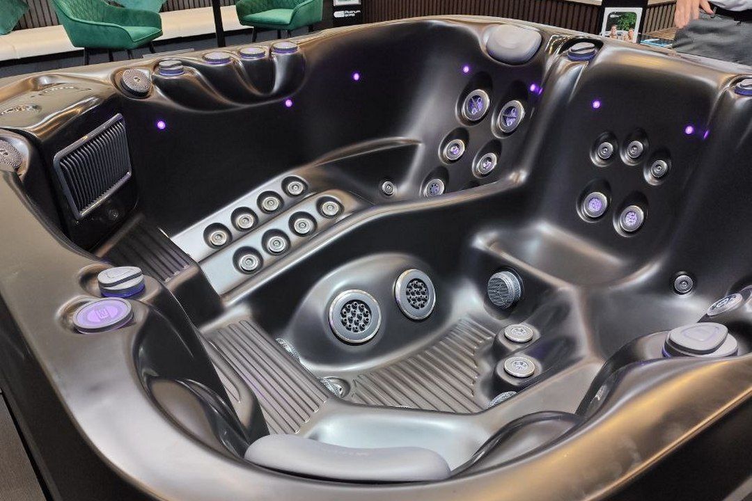 КРИШТАЛЕВА КУЛЯ ДЛЯ ВАШОГО SPA: ТРЕНДИ 2026 РОКУ, ЯКІ ВЖЕ НА ПОРОЗІ