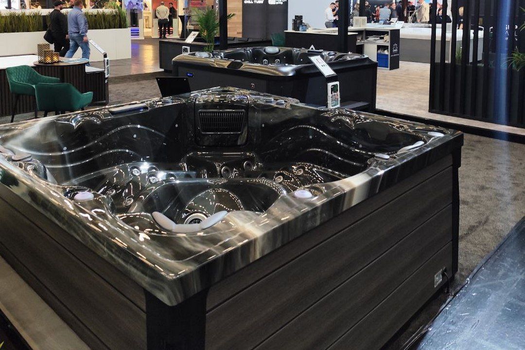 ВАШ КУРОРТ ЗА ОДИН ДЕНЬ: ЯК ВСТАНОВИТИ SPA-БАСЕЙН БЕЗ ГОЛОВНОГО БОЛЮ