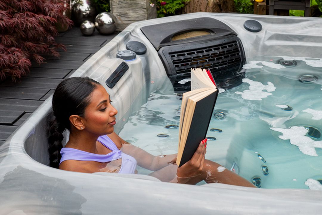 МІКРО-ВІДПУСТКА ЗА 30 СЕКУНД: ВАША SPA-ЗОНА ЯК ПОРТАЛ НА БАЛІ (БЕЗ ПЕРЕЛЬОТУ ТА ДЖЕТЛАГУ)