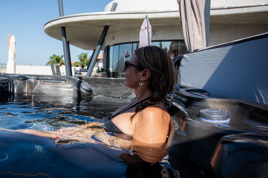 ТИХИЙ ГУЛ, ЩО ПРИСИПЛЯЄ: ЯК ДРІБНІ ВІБРАЦІЇ ФОРСУНОК ПОКРАЩУЮТЬ ВАШ СОН