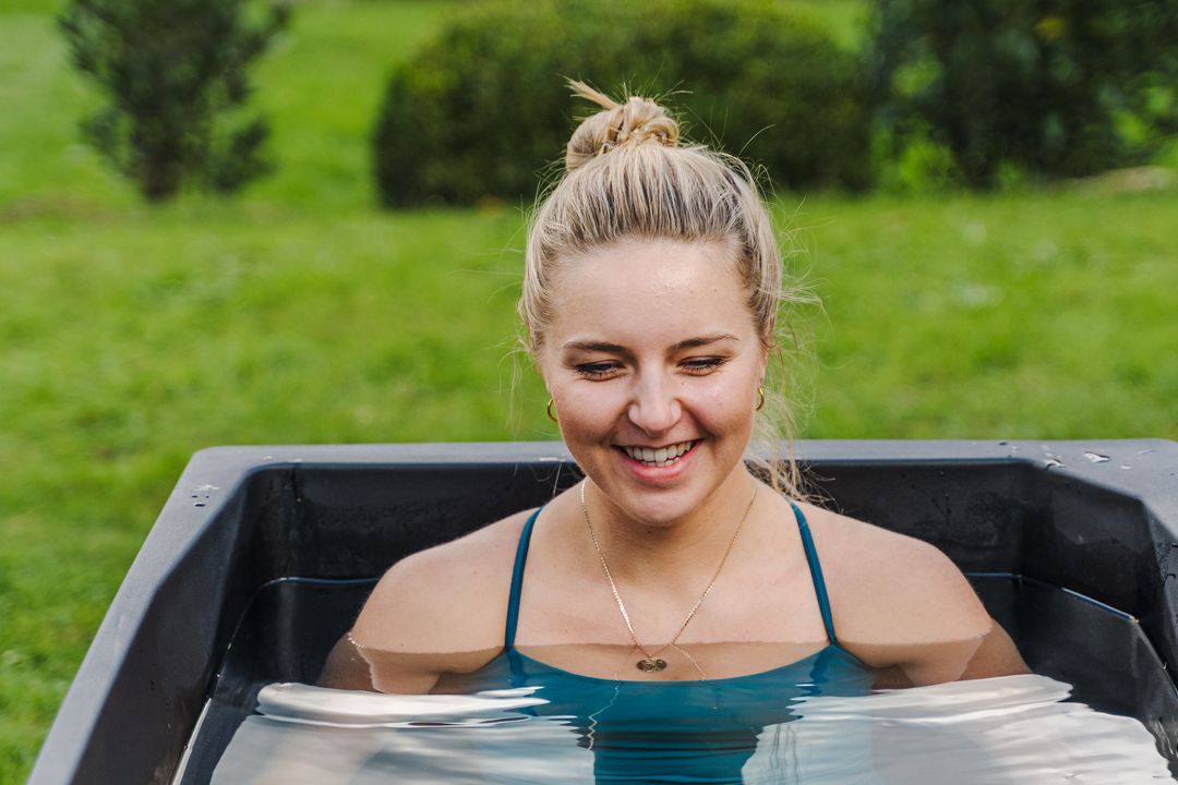 ЗИМОВА ВИШНЯ НА ТОРТІ: ЯК 