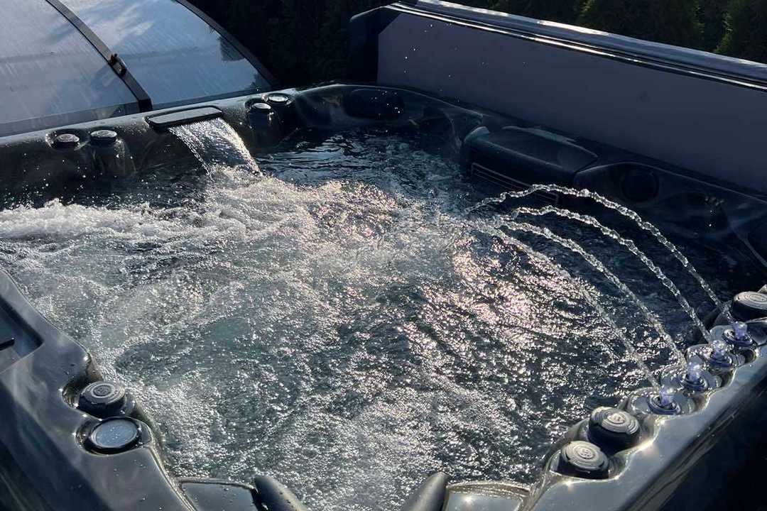 СІЄСТА В БУЛЬБАШКАХ, ЩО СПАЛЮЄ КАЛОРІЇ: ЧИ ДОПОМОЖЕ SPA-БАСЕЙН СХУДНУТИ?