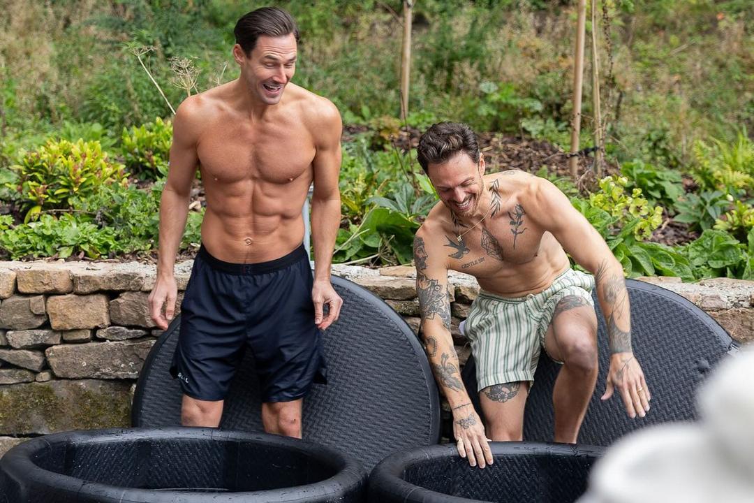 КРИЖАНИЙ РЕАНІМАТОР ДЛЯ М'ЯЗІВ: ЯК CHILL TUB ПЕРЕТВОРЮЄ БІЛЬ ПІСЛЯ ТРЕНУВАНЬ НА СИЛУ