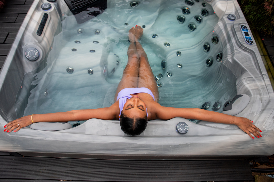 МІКРОКРОВООБІГ У ТЕПЛІЙ ВОДІ: ЯК SPA ВПЛИВАЄ НА КАПІЛЯРИ Й ВІДЧУТТЯ ЛЕГКОСТІ В НОГАХ