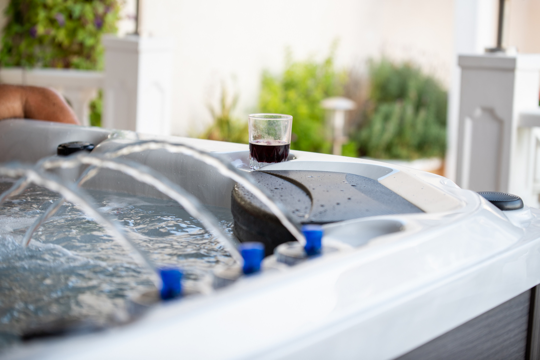 ЯК ОБРАТИ ЕНЕРГОЕФЕКТИВНИЙ SPA, ЩОБ ПЛАТІЖКИ НЕ СТАЛИ БОЛЕМ: ІНЖЕНЕРНИЙ ГІД ДЛЯ ЗАОЩАДЛИВИХ