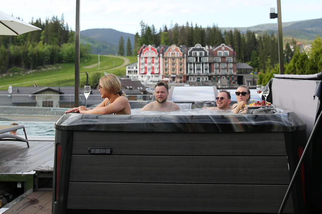 SPA ДЛЯ ВСІЄЇ СІМ’Ї: ЯК ОБ’ЄДНАТИ ПОКОЛІННЯ БЕЗ ГАДЖЕТІВ І ПРИМУСУ