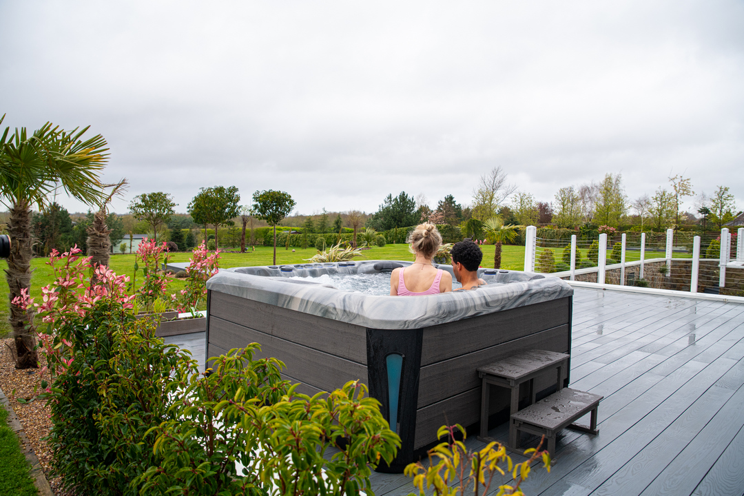 КОЛИ РОЗМОВА У ВОДІ РЯТУЄ ШЛЮБ: СПІЛЬНИЙ РЕЛАКС ЗАМІСТЬ СВАРОК НА КУХНІ