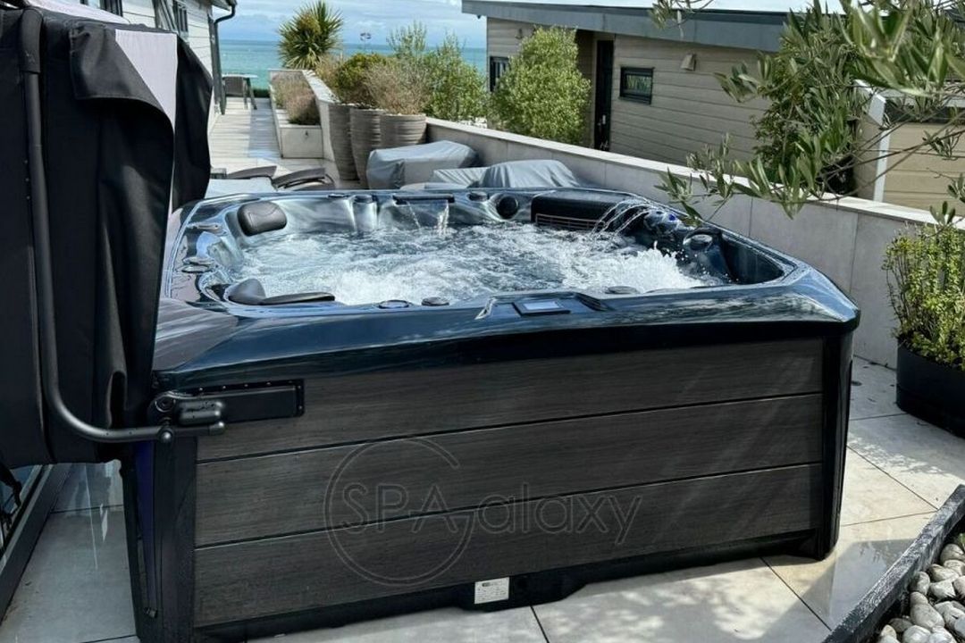 SUPERIOR SPAS TOKYO: ЧОМУ 89 ФОРСУНОК ЦЕ НЕ МАРКЕТИНГ А НОВИЙ СТАНДАРТ ГЕДОНІЗМУ