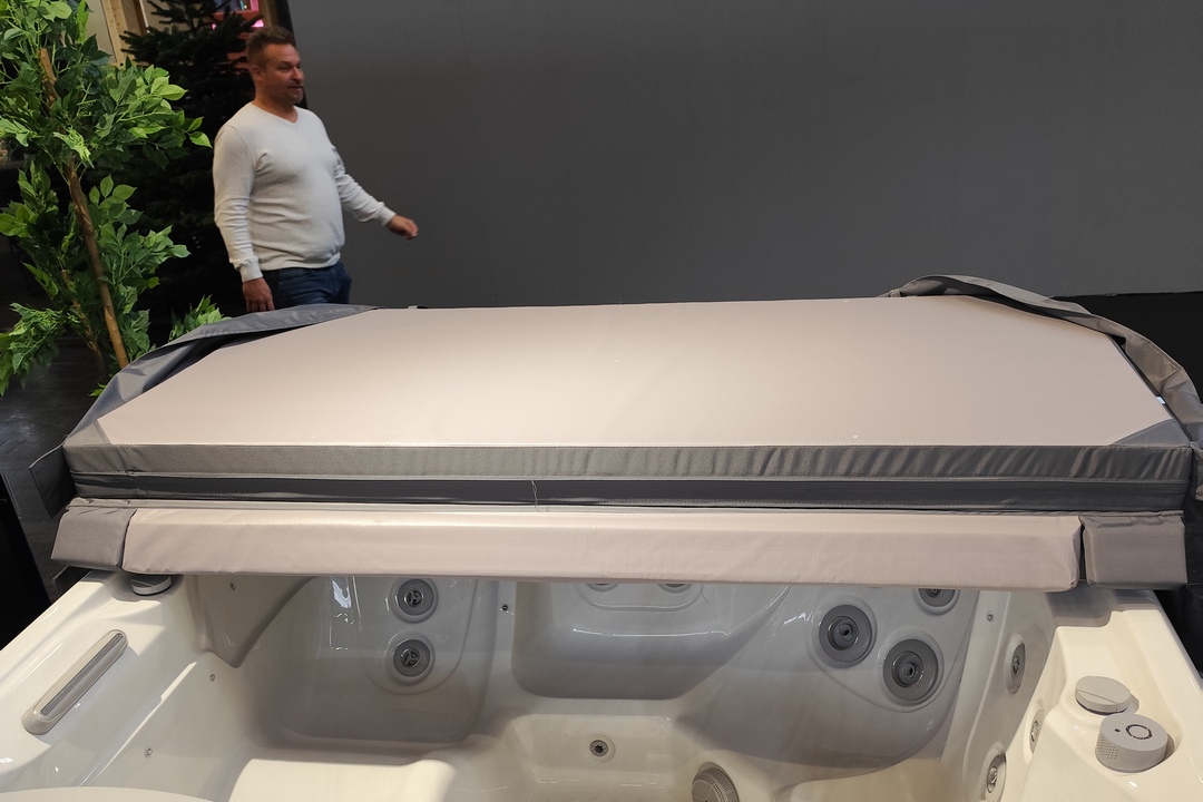 ПИТАННЯ ЯКЕ ВАРТО ПОСТАВИТИ СОБІ ПЕРЕД ПОКУПКОЮ SPA А НЕ ПРОДАВЦЮ