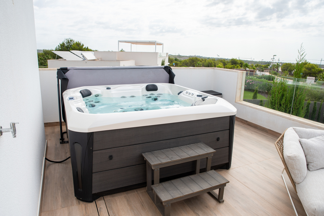 ДЕШЕВІ SPA БАСЕЙНИ = ДОРОГА ЕКСПЛУАТАЦІЯ ЧОМУ ЕКОНОМІЯ НА СТАРТІ ПЕРЕТВОРЮЄТЬСЯ НА ФІНАНСОВУ ПРІРВУ