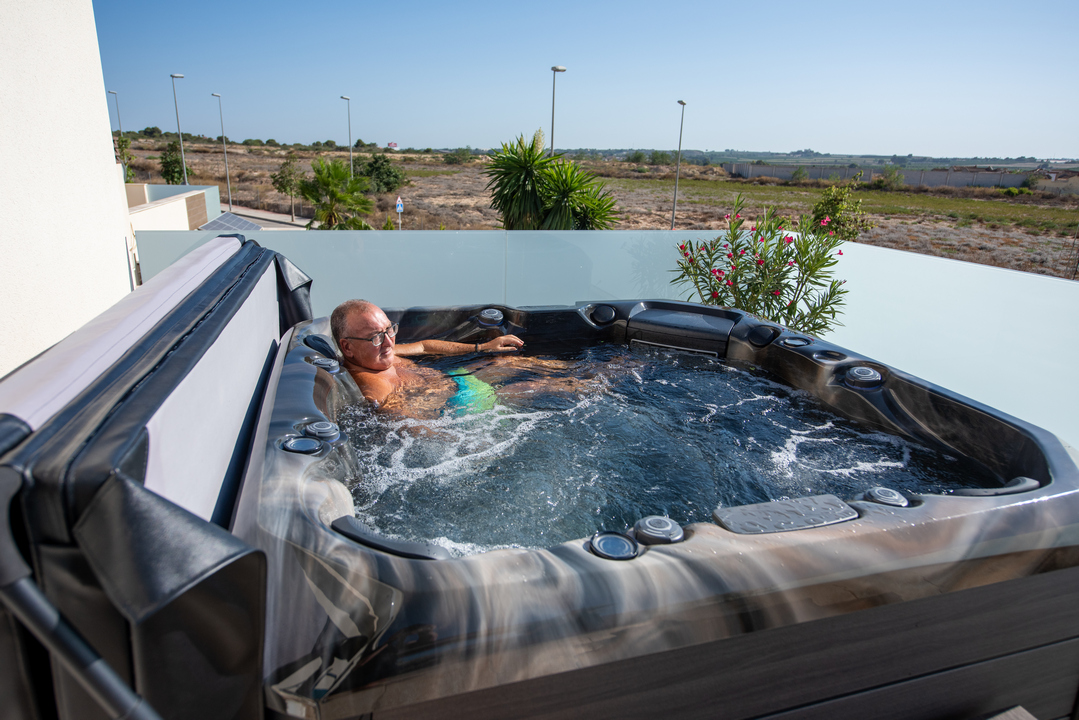 ЧАС БЕЗ СЦЕНАРІЮ ЯК SPA НАВЧАЄ СІМЮ ПРОВОДИТИ ВЕЧОРИ БЕЗ ПЛАНІВ І НАПРУГИ