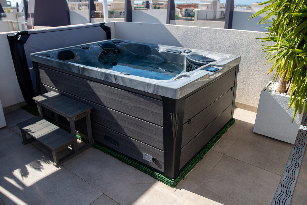 ВОДА ЯК АРХІТЕКТОР ПРОСТОРУ ЯК SPA ЗМІНЮЄ ХАРАКТЕР ДОМУ БЕЗ РЕМОНТУ