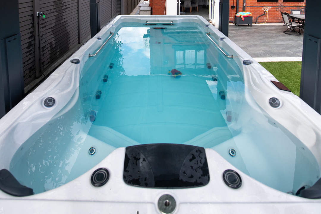 УНІВЕРСАЛЬНІ SPA РІШЕННЯ ЯК ПОЄДНАТИ ТРАДИЦІЙНИЙ БАСЕЙН І ГІДРОМАСАЖ У ОДНОМУ ПРОСТОРІ