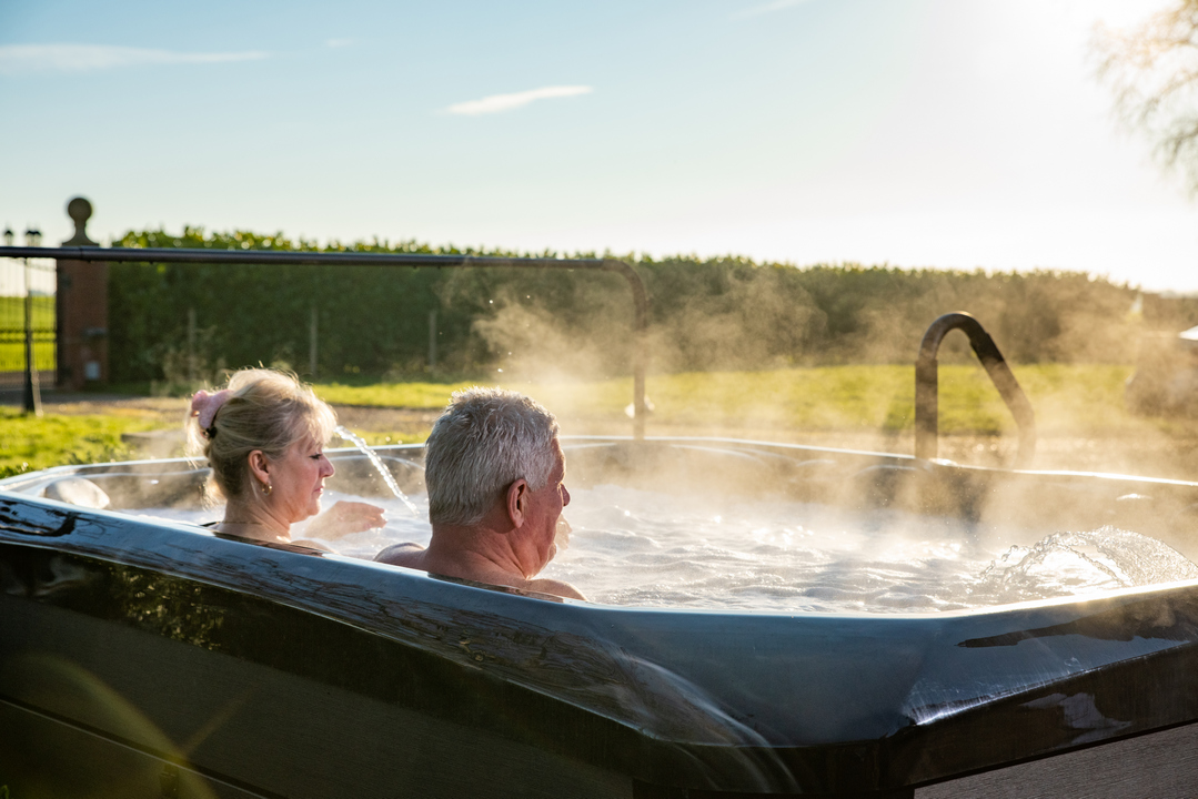 НЕ ХВОРІЙТЕ ЦІЄЇ ЗИМИ ЯК ГІДРОТЕРАПІЯ НА МОРОЗІ РЕАЛЬНО ЗМІЦНЮЄ ІМУНІТЕТ