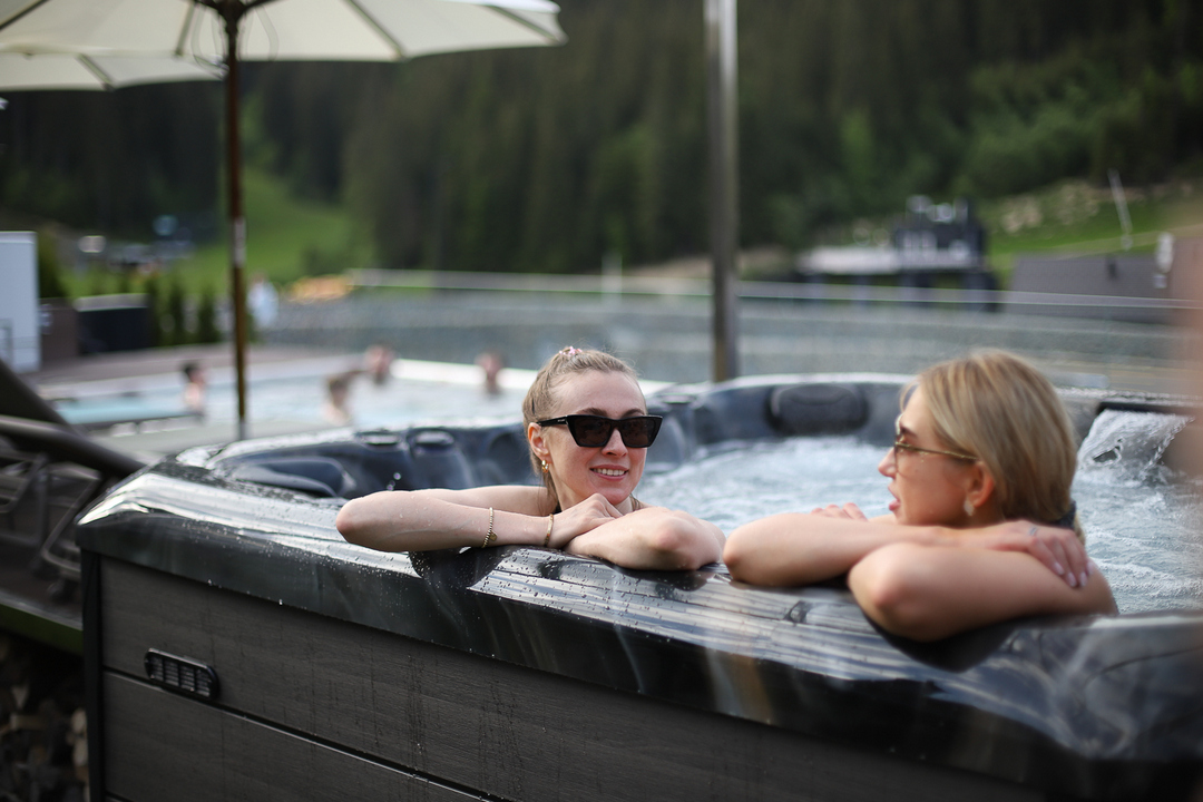 HAPTIC SOUND HEALING: ЯК ВОДА ПЕРЕТВОРЮЄ МУЗИКУ НА ФІЗИЧНЕ ЗЦІЛЕННЯ ТА ЗМУШУЄ ВАШІ КЛІТИНИ ТАНЦЮВАТИ