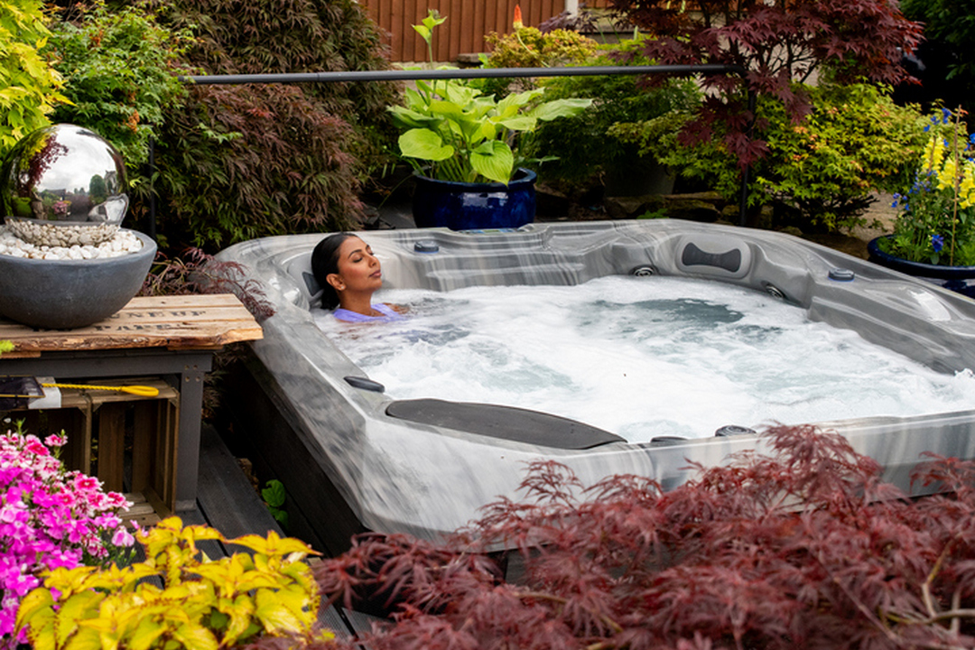 ВАШ САД ЯК ОБКЛАДИНКА PINTEREST: 5 ІДЕЙ ІНТЕГРАЦІЇ СПА-БАСЕЙНУ ДЛЯ МАКСИМАЛЬНОГО СТАТУСУ